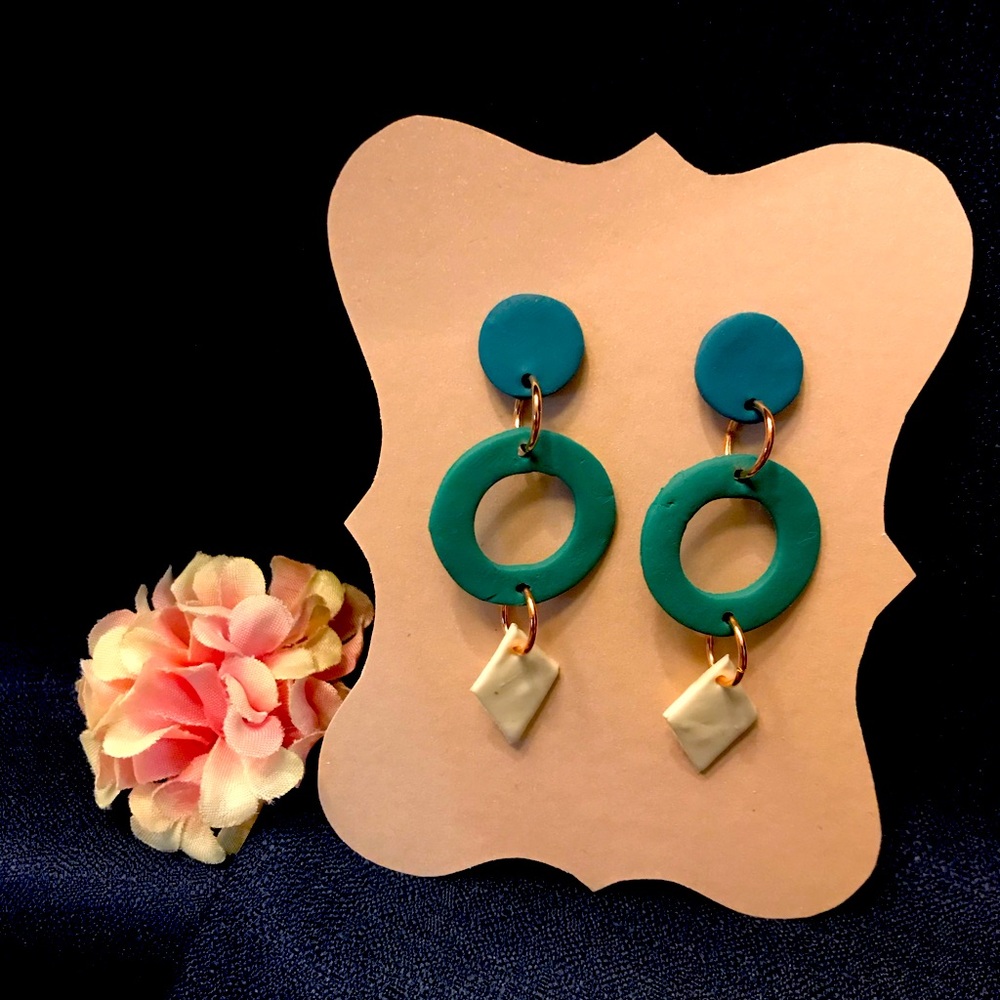 Earings